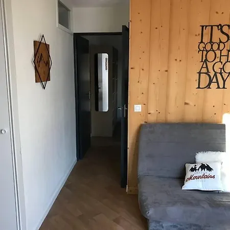 8 Personnes, Au Pied Des Pistes * Сен-Франсуа-Лоншам